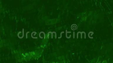 深绿色低聚挥发面作为游戏景观。 深绿色多边形几何振动环境或脉动